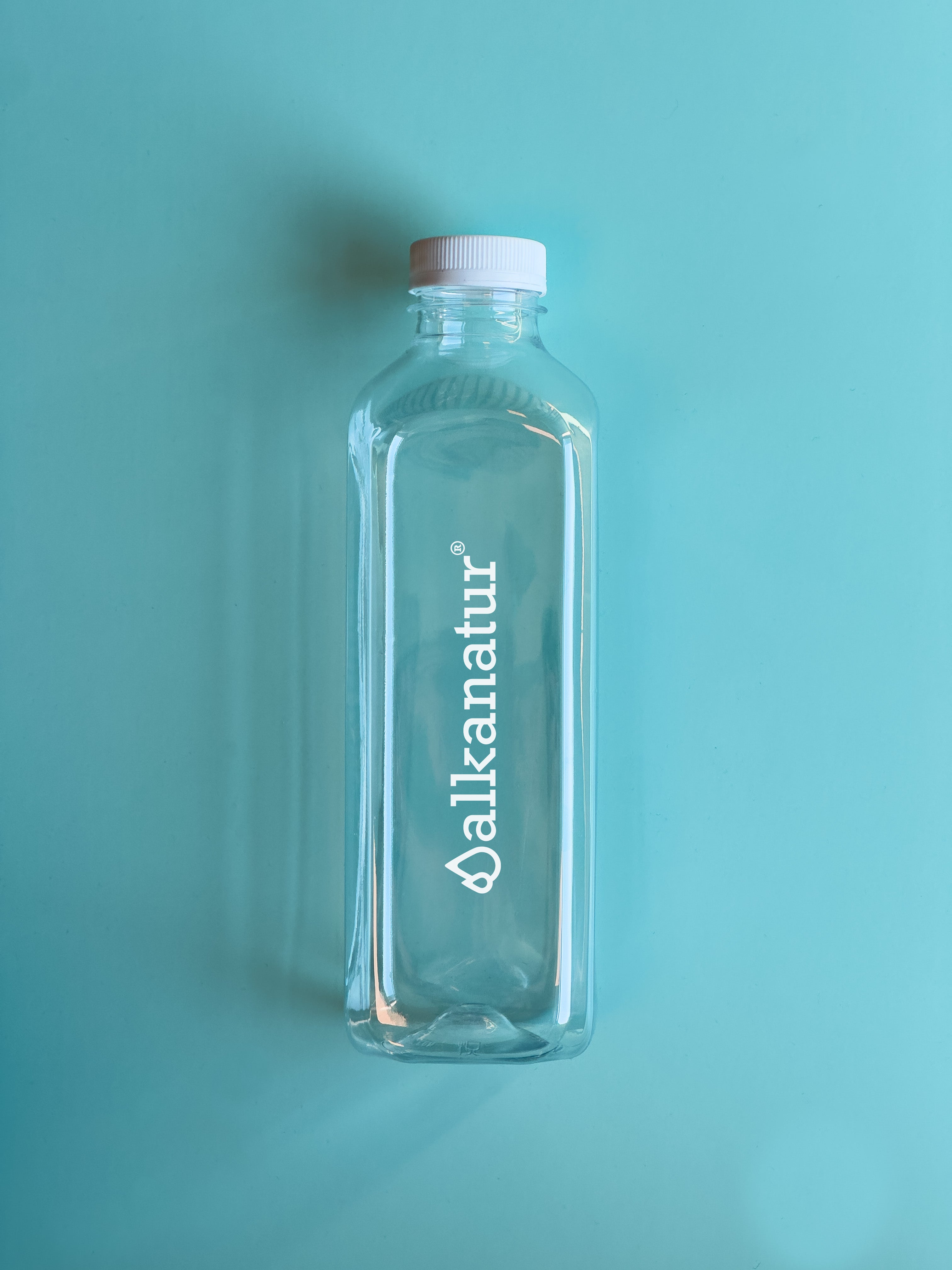 Alkanatur Pitcher with Low Magnesium Emission Filter